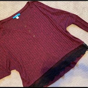 Maroon shirt w/black lace detail